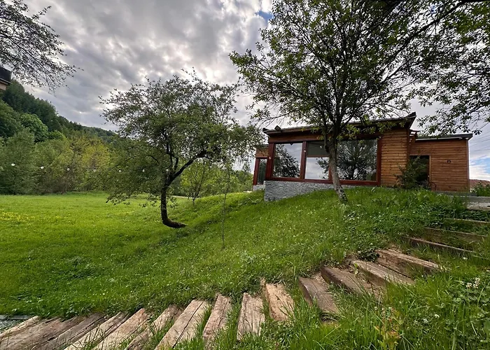 Biutiful Bungalow